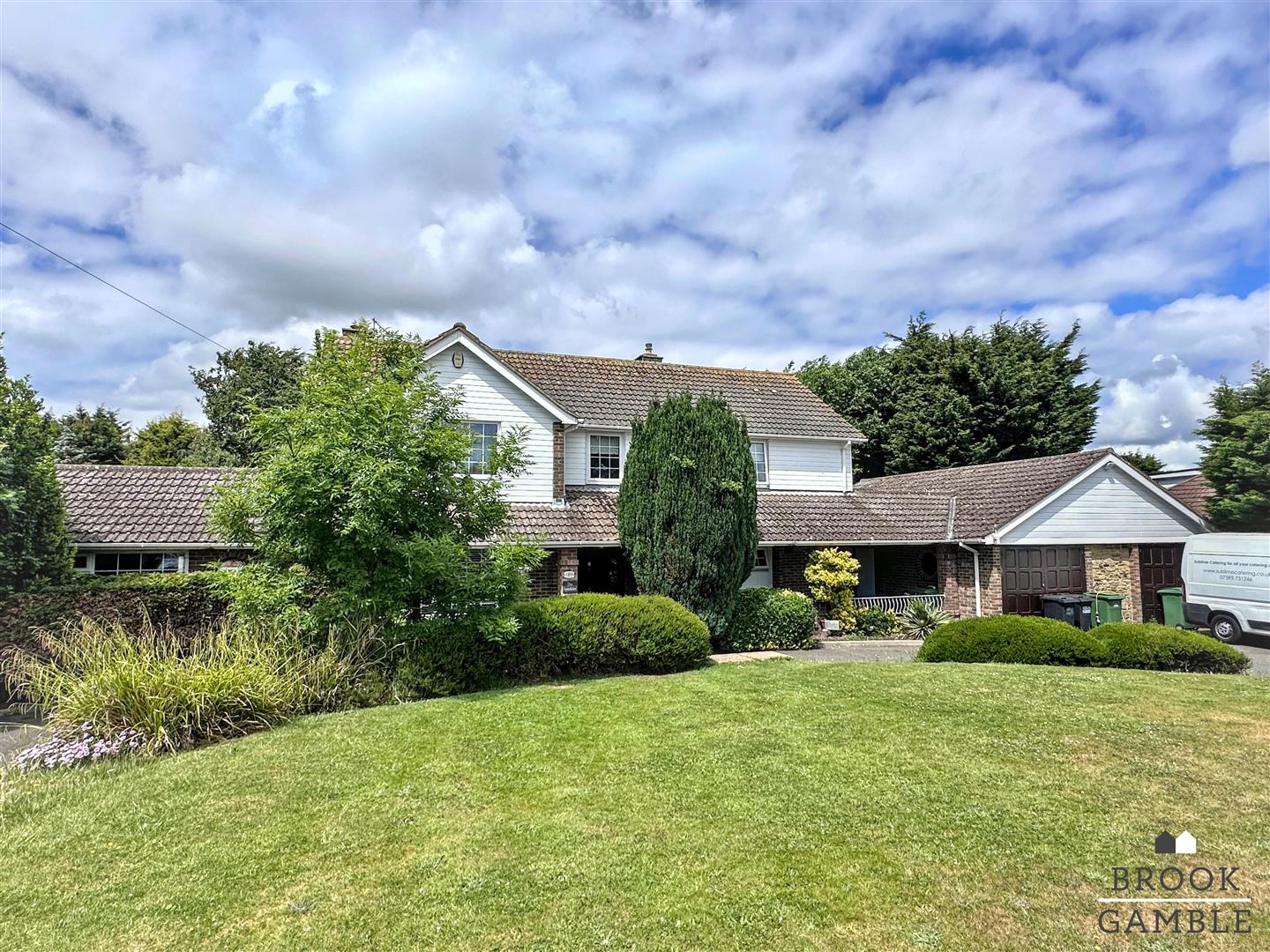 6 Bedroom House. Harley Shute Road in St. Leonards-On-Sea, 42